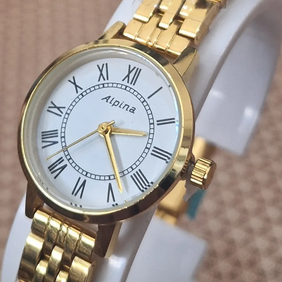 ساعت مچی زنانه آلپینا