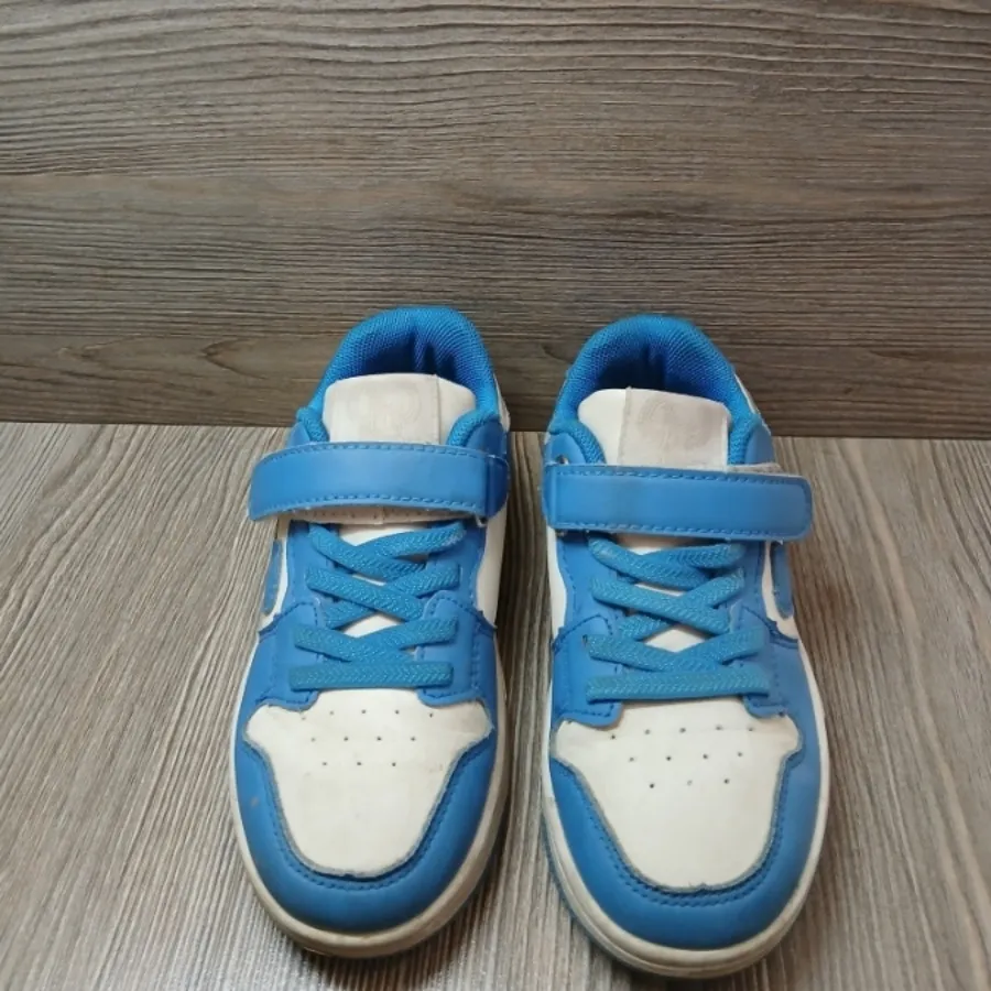 کتونی بچگانه خارجی