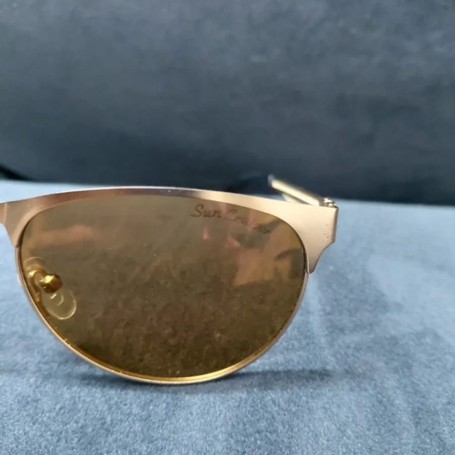 عینک آفتابی