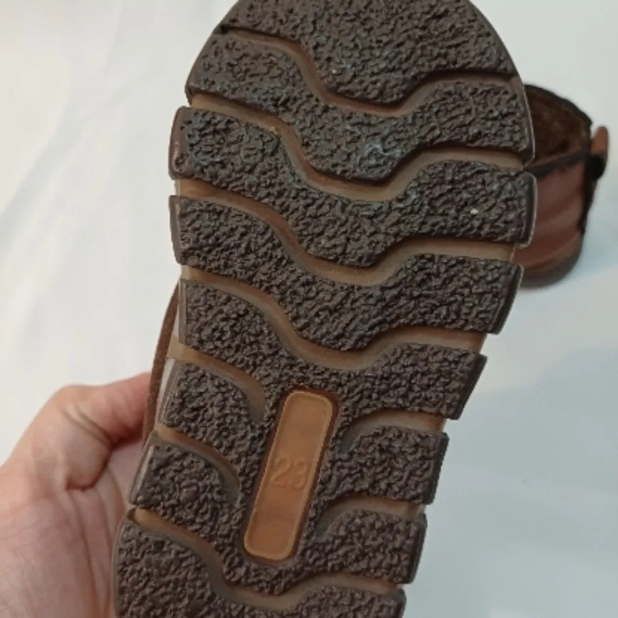 کفش بچه گانه