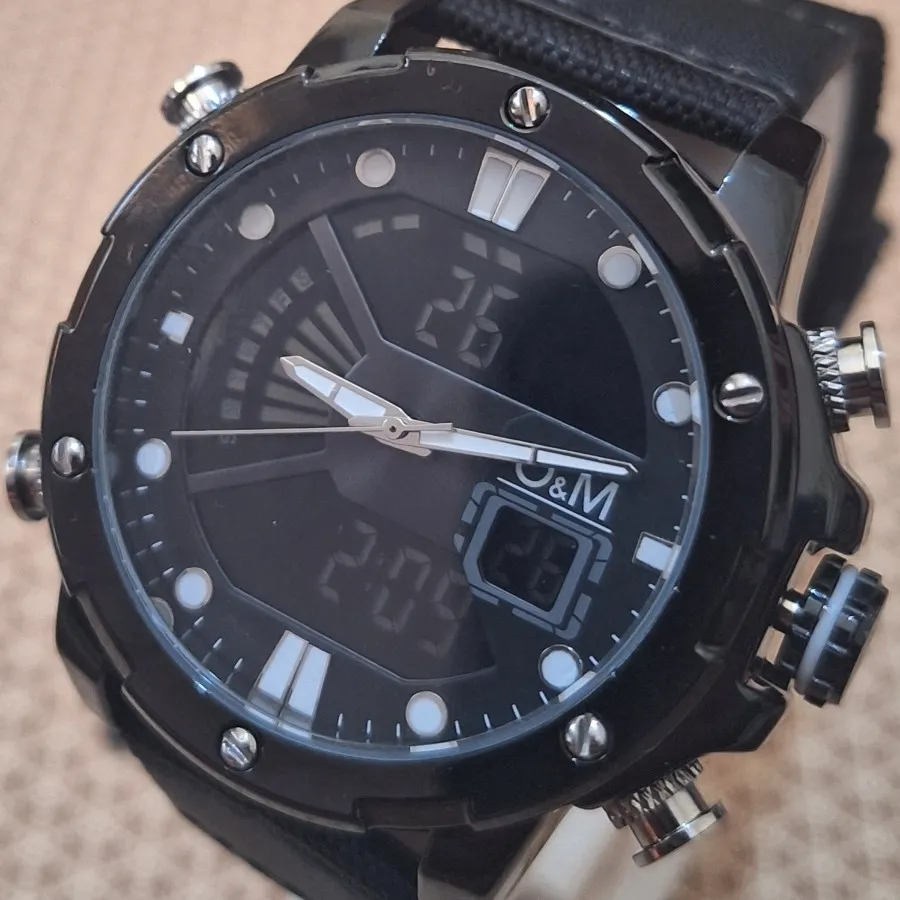 ساعت مچی مردانه O&M بندچر