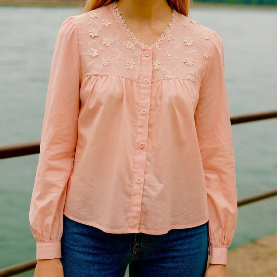 شومیز گلدوزی شده شیک