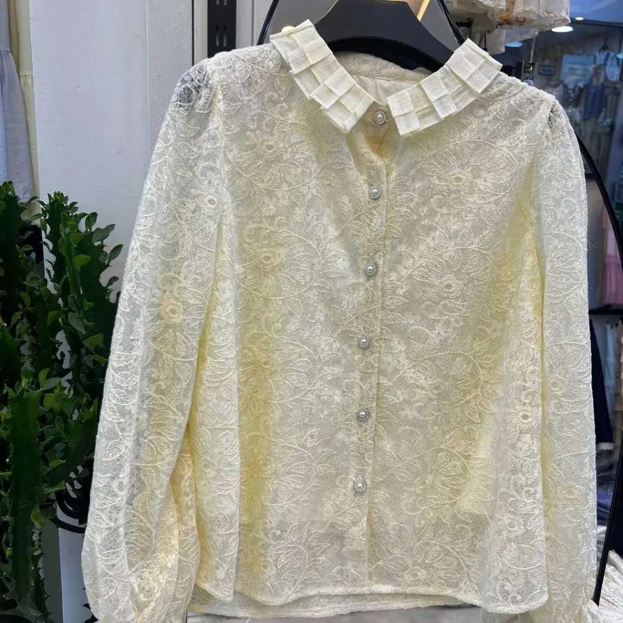 شومیز گلدوزی شده