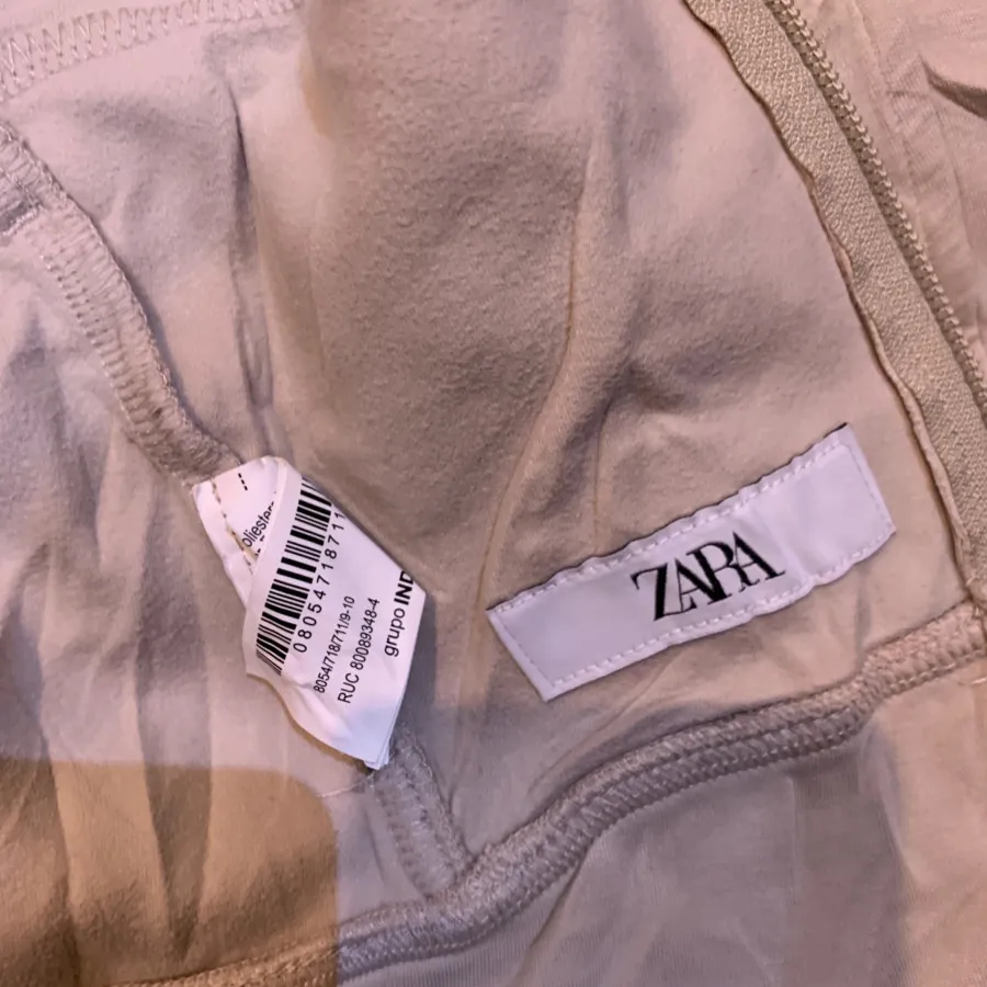 سوییشرت zara