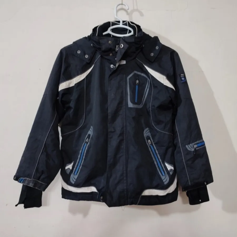 کاپشن طبیعتگردی