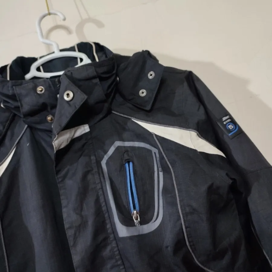 کاپشن طبیعتگردی