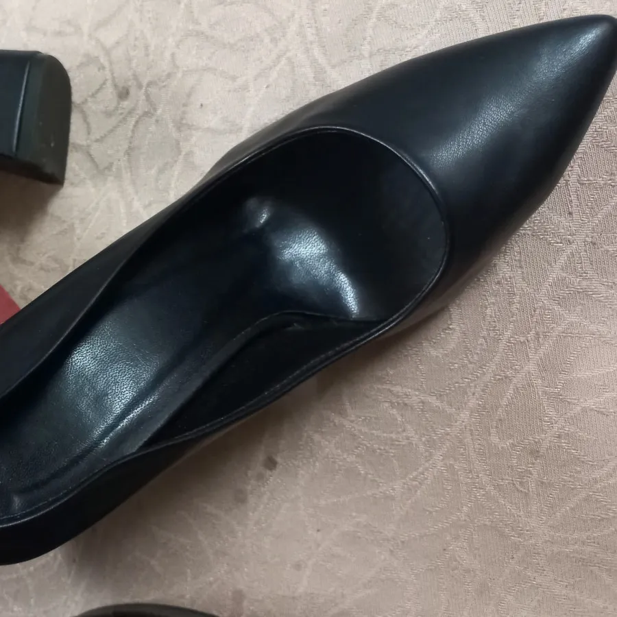 کفش چرم زنانه