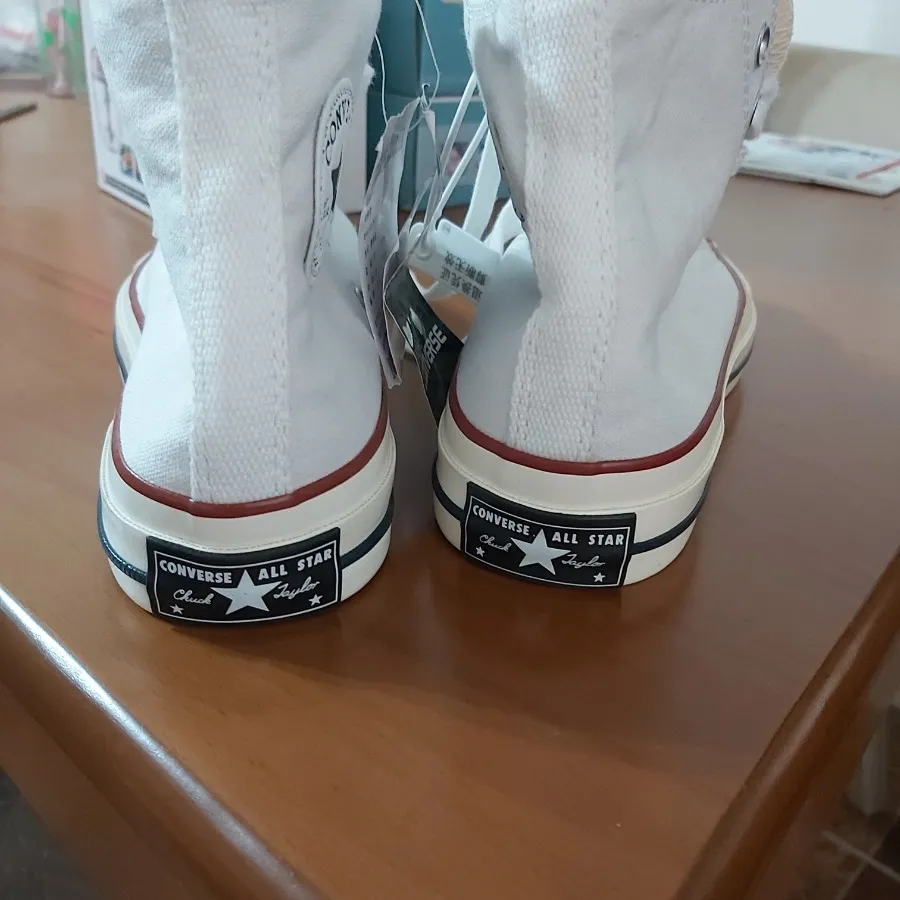 کتونی ساقدار سفید