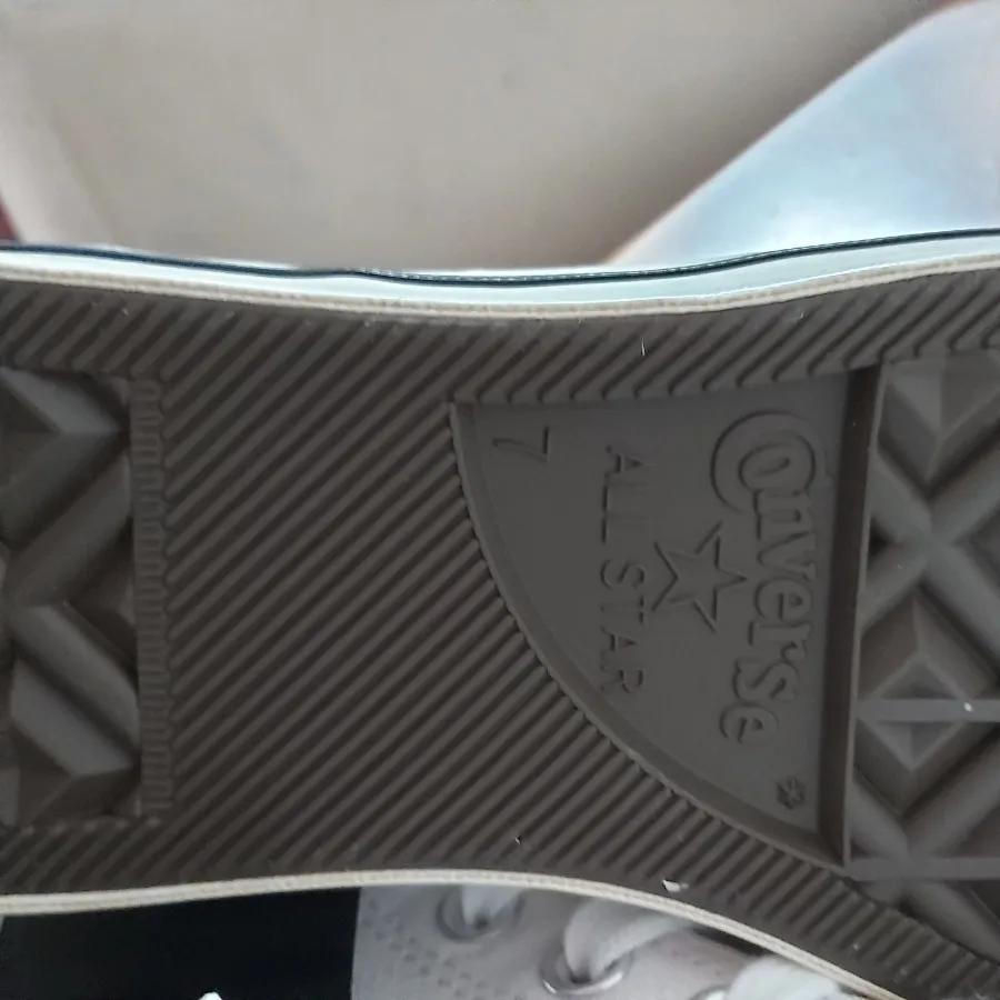 کتونی ساقدار سفید