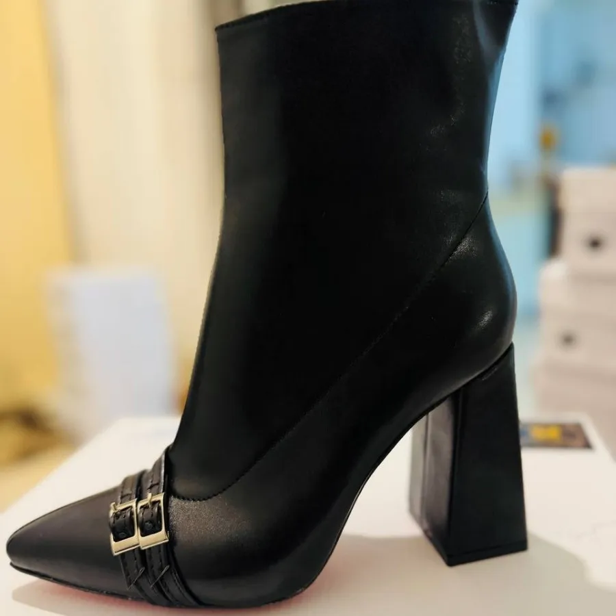 بوت کادنزا لاکچری