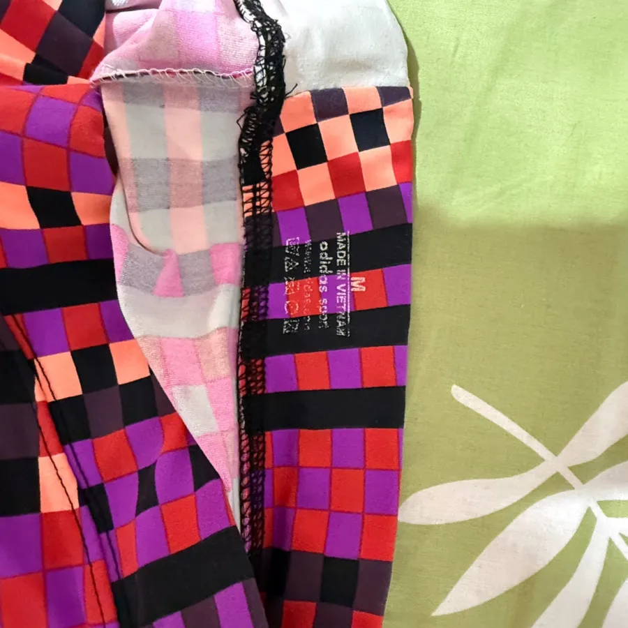 لگ ورزشی ادیداس