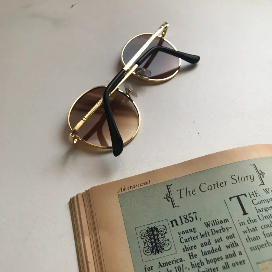 عینک واردااتی