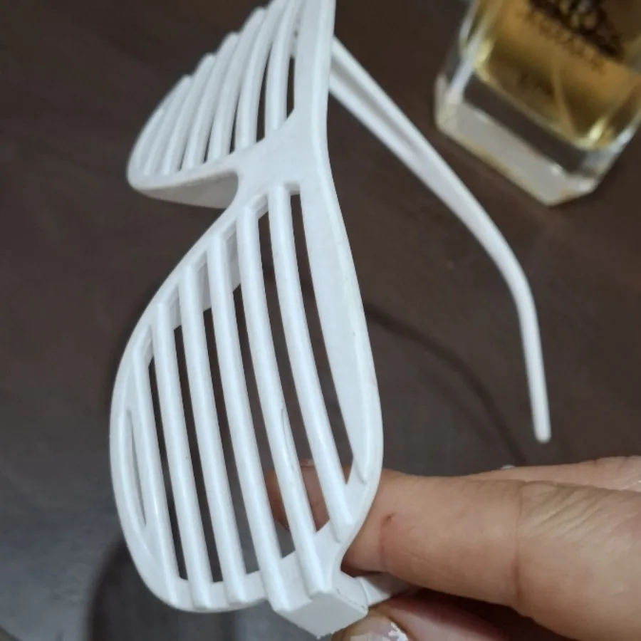 عینک 100تومن