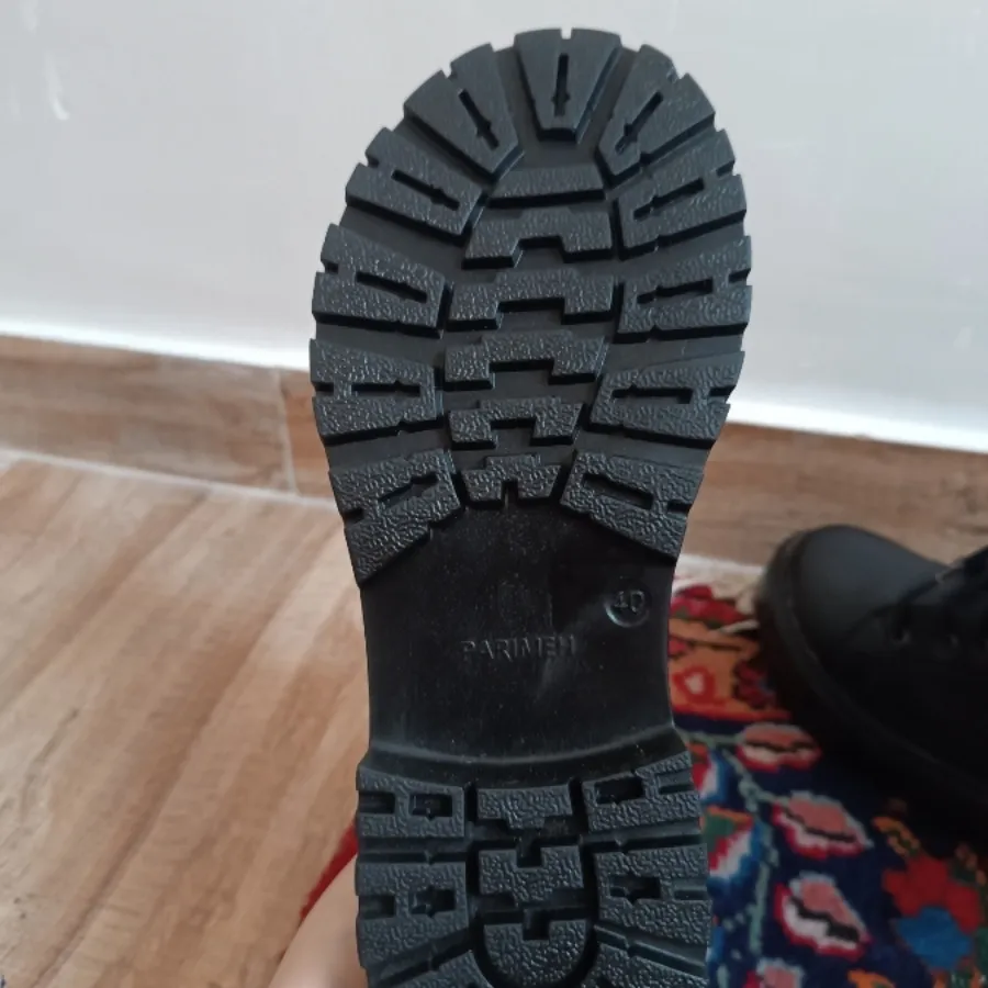 نیم بوت بندی