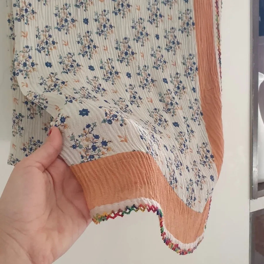 شال نخی گل گلی