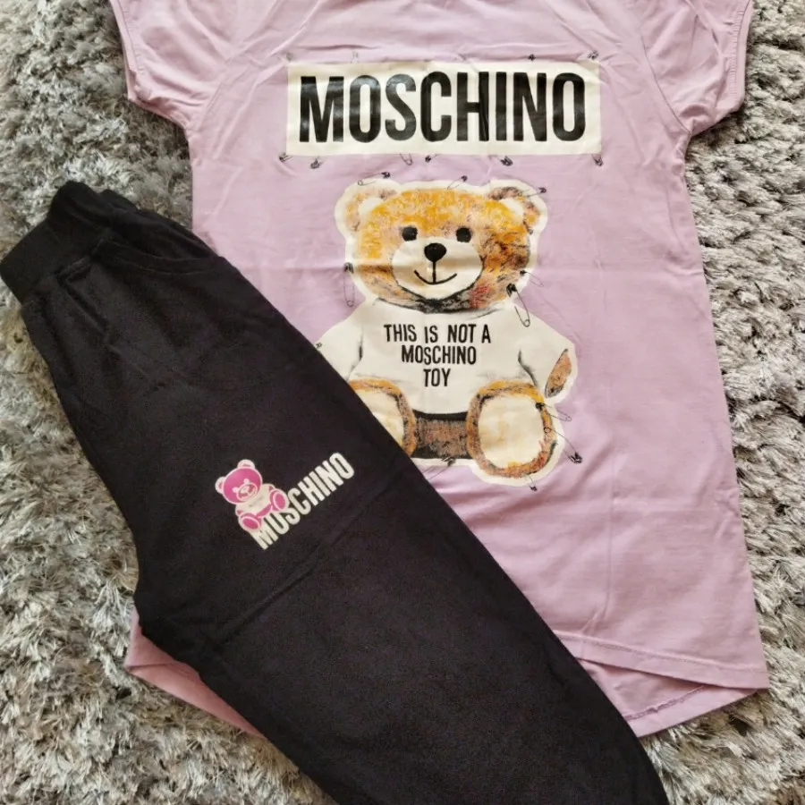 تیشرت و شلوار