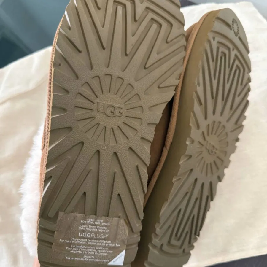 پاپوش خز آگز