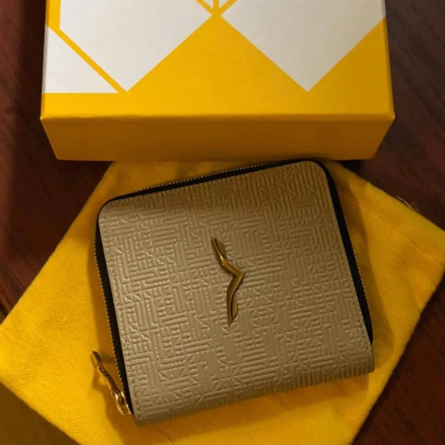 جاکارتی درسا چرم