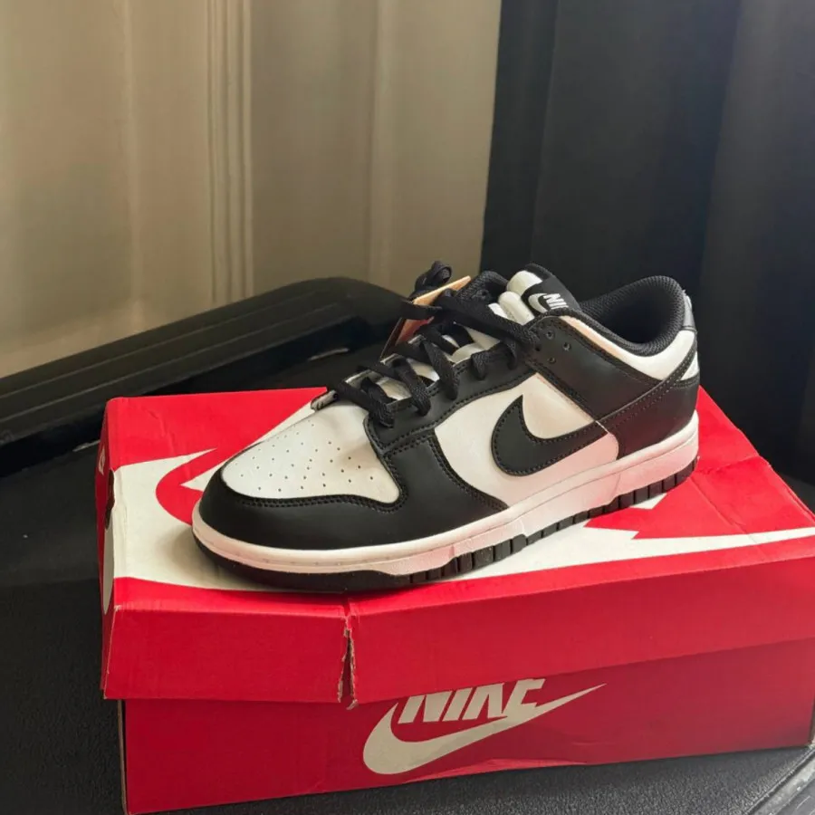 کفش نایک ورزشی