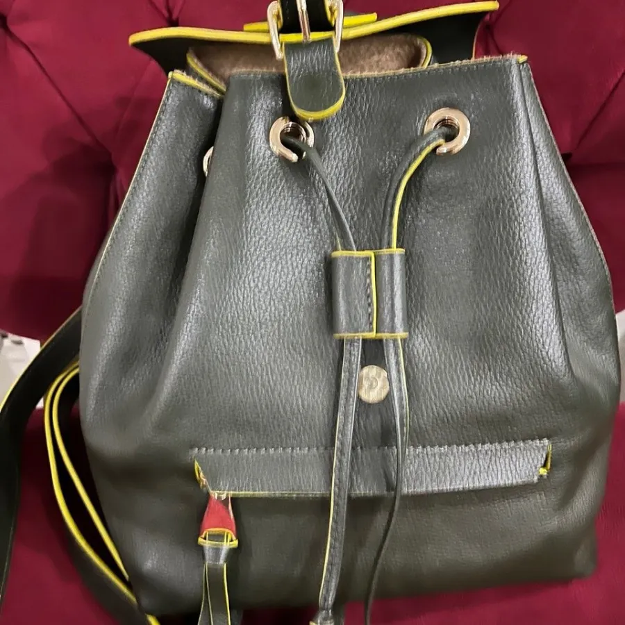 کوله پشتی زنانه نوین چرم