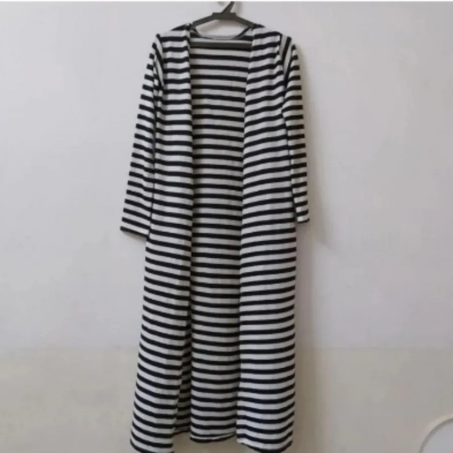 دو عدد لباس