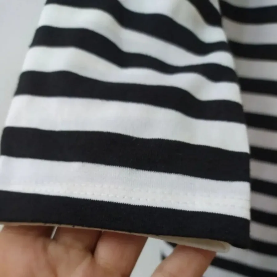 دو عدد لباس