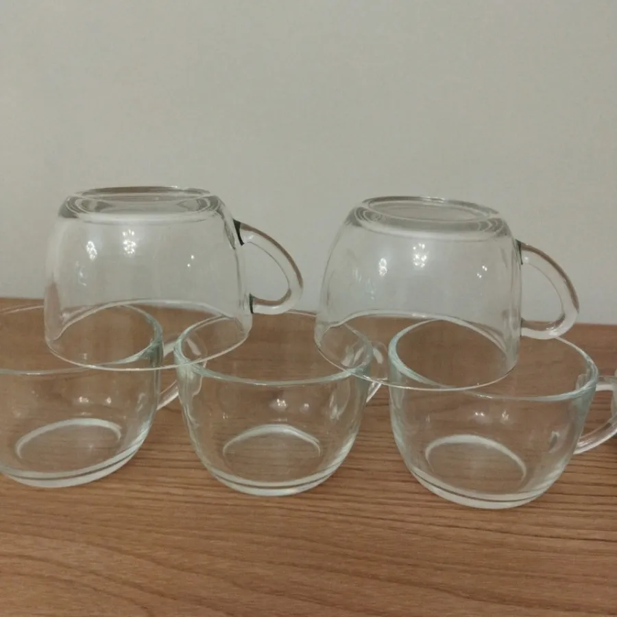 فنجان نعلبکی فرانسوی