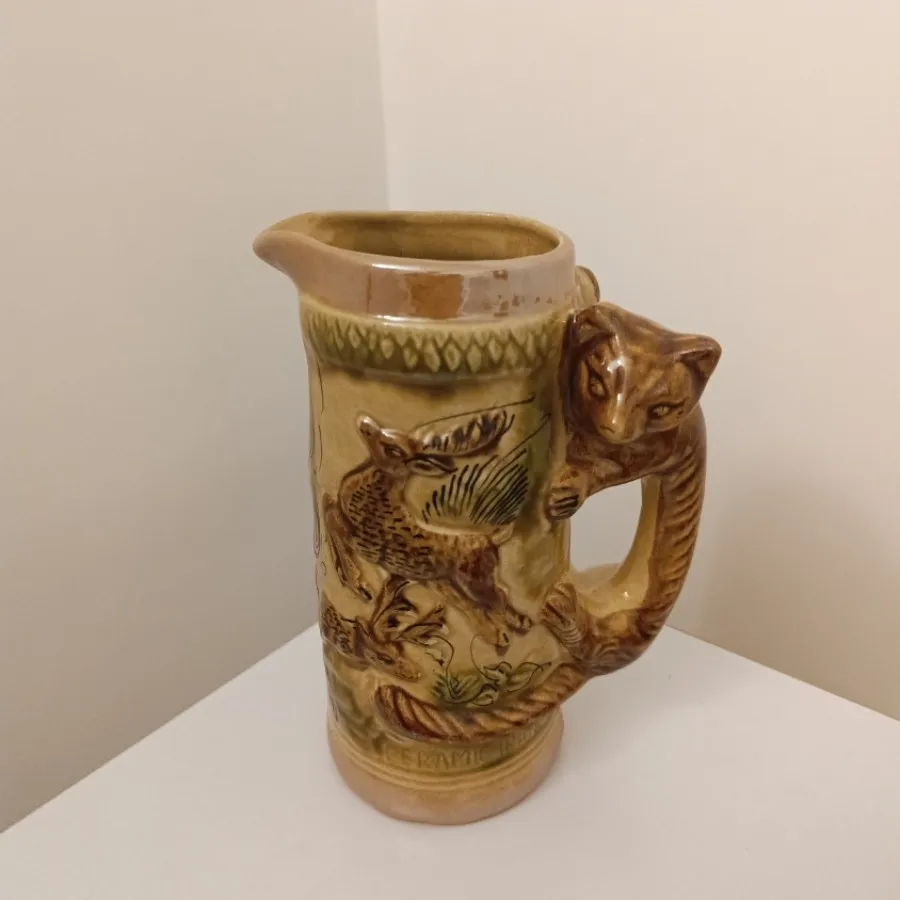 پارچ و لیوان سفالی قدیم