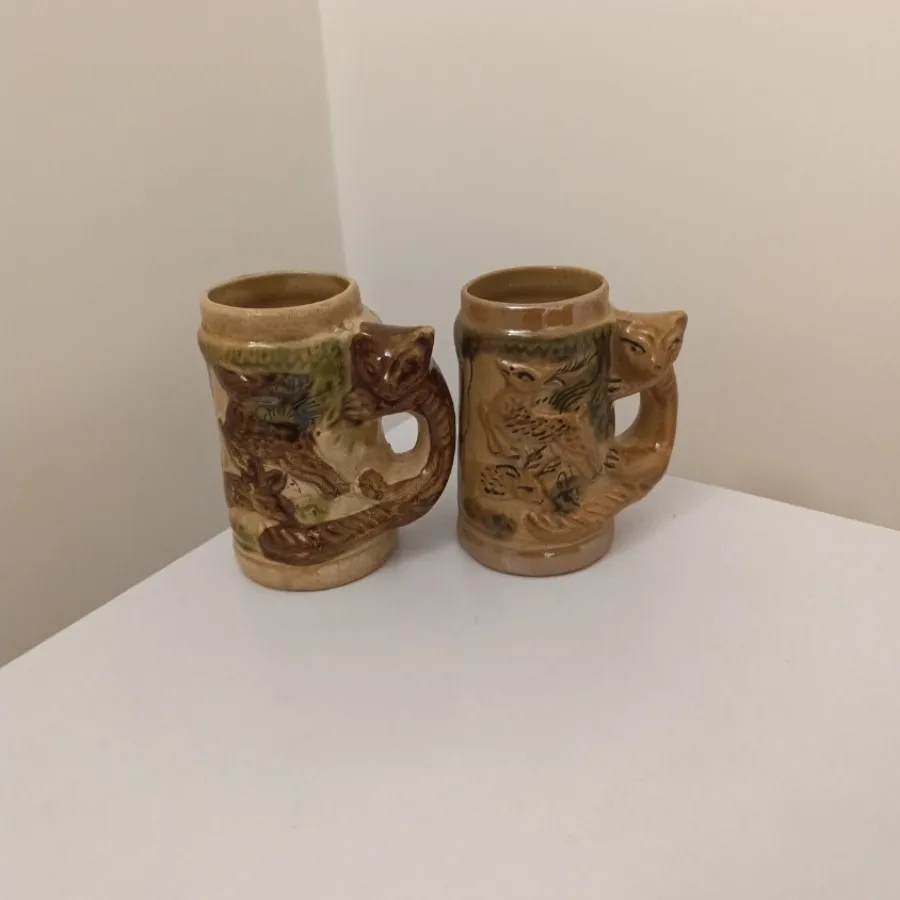 پارچ و لیوان سفالی قدیم