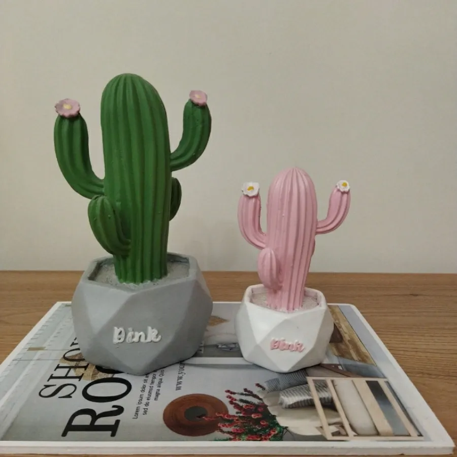 مجسمه کاکتوس