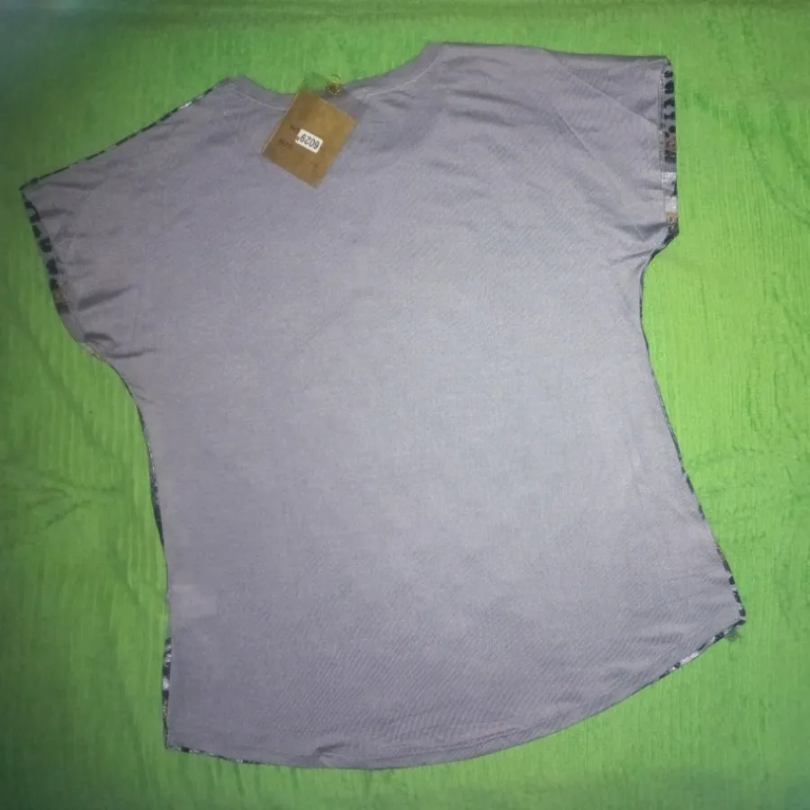 بلوز زنانه خاکستری طرحدار