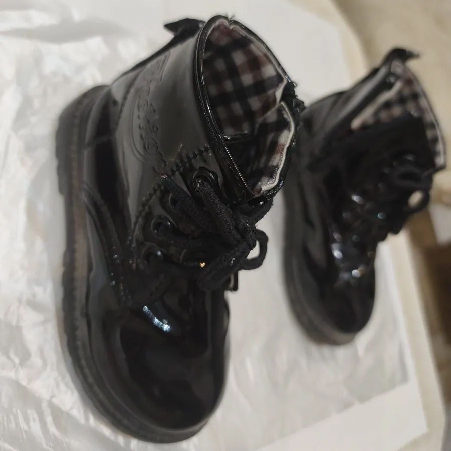 نیم بوت بچگانه