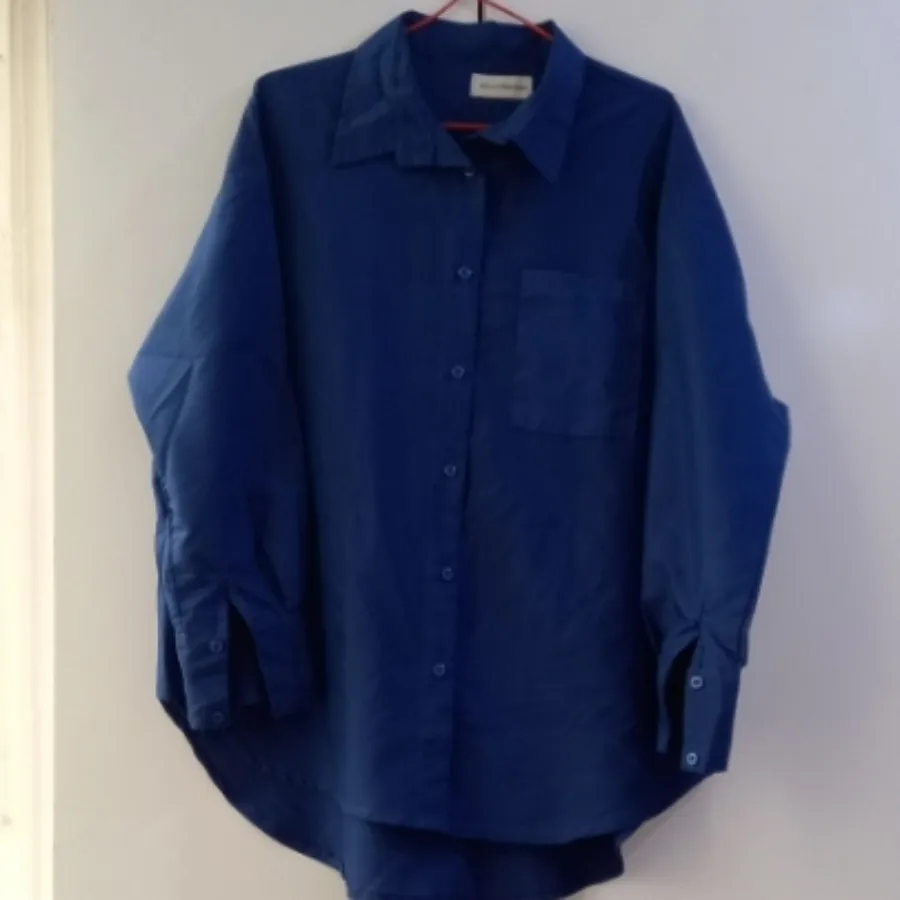 شومیز قرمز و آبی