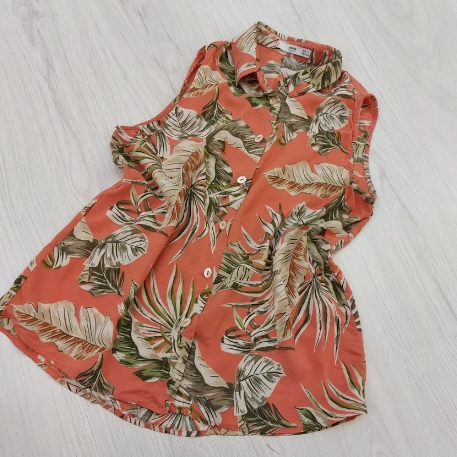 تاپ مارک    mango