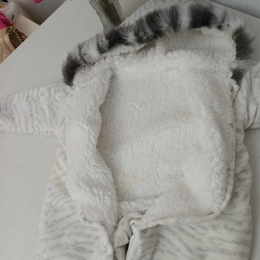 سرهمی ببعی داخل تدی