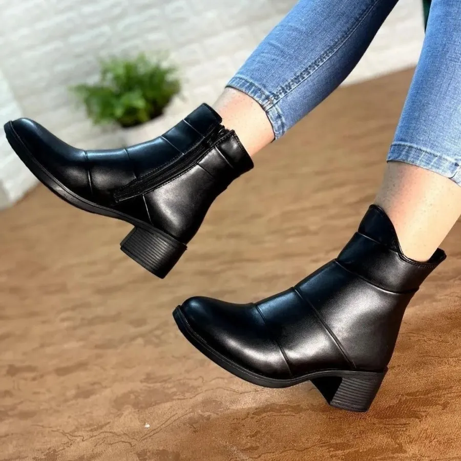 نیم بوت پلیسه