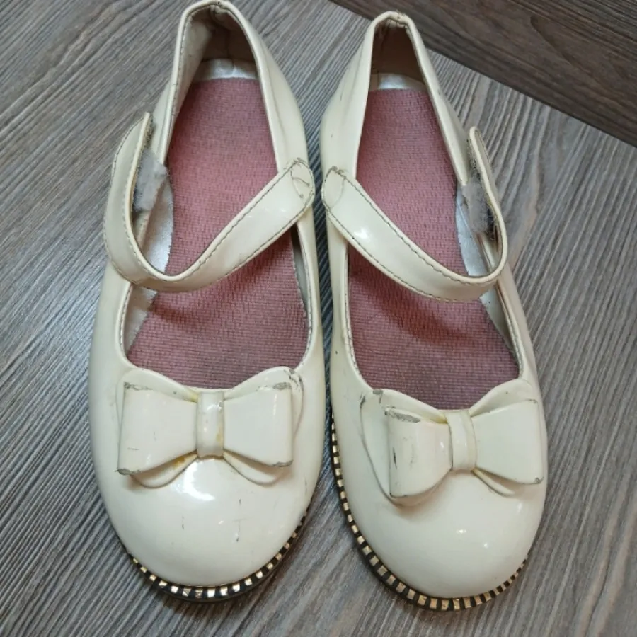 کفش عروسکی بچگانه