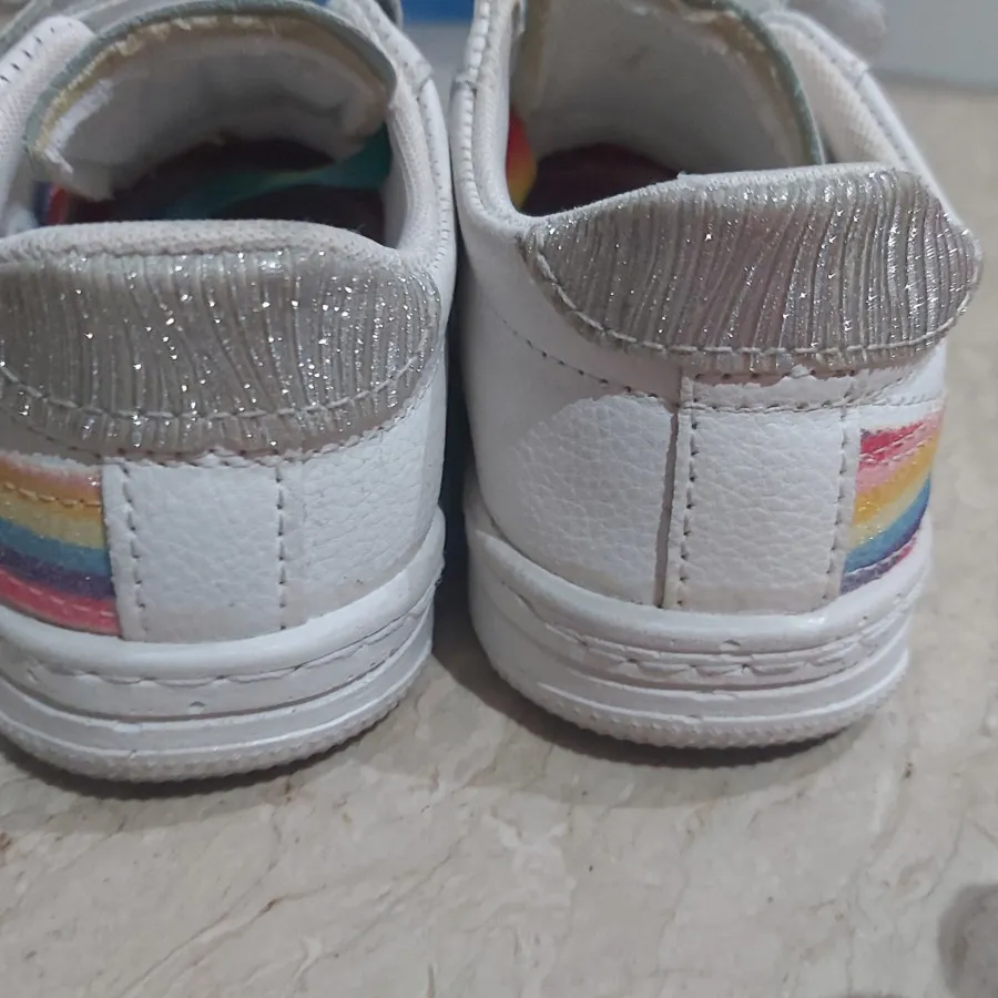 کفش سفید اسپرت دخترانه