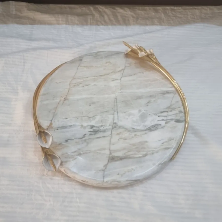 شیرینی خوری