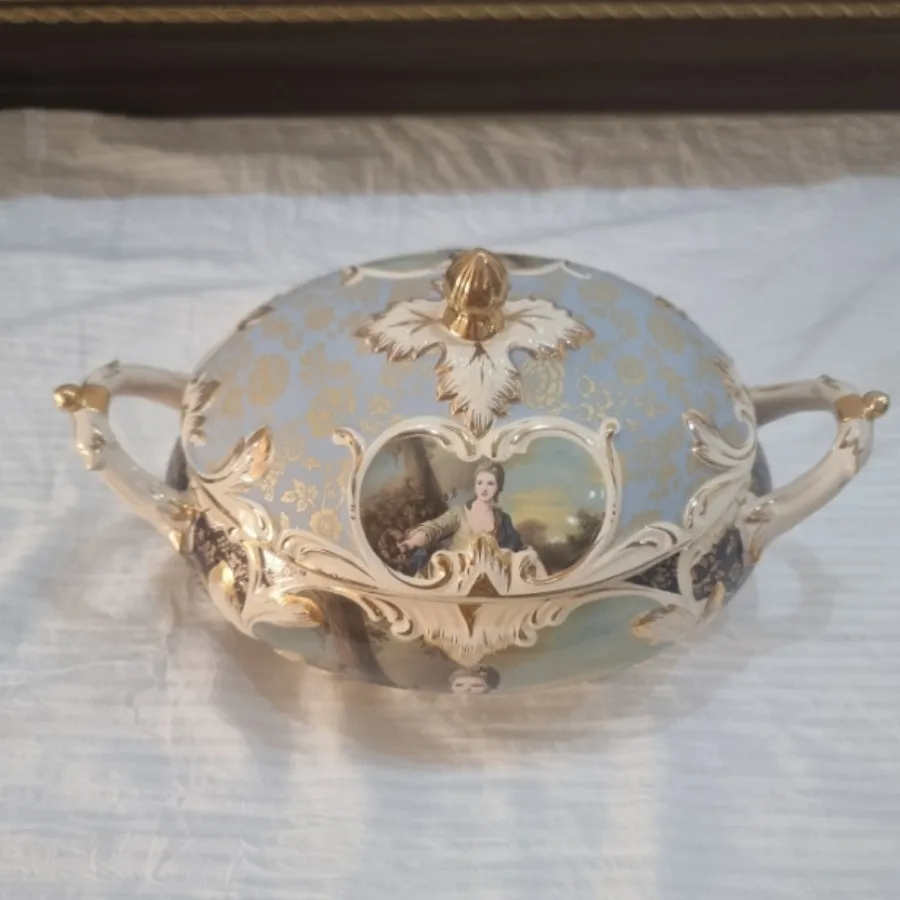 سوپ خوری انجل