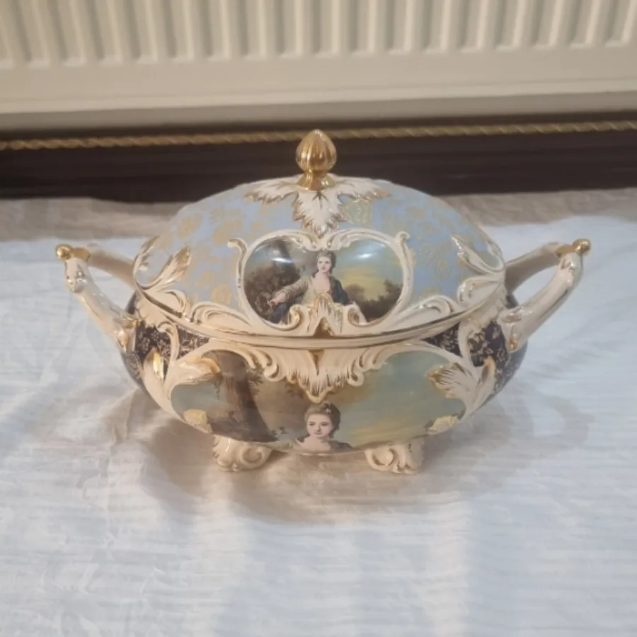 سوپ خوری انجل