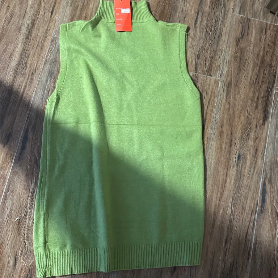 جلیقه یقه‌اسکی