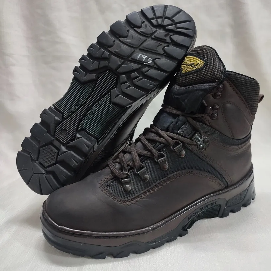 بوت لندرورز