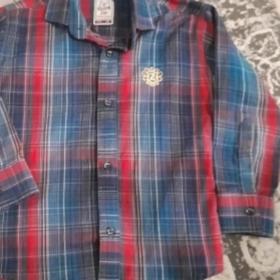 تیشرت و پیراهن