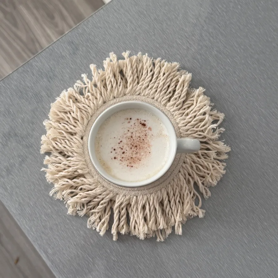 زیرلیوانی تریکو قیطانی