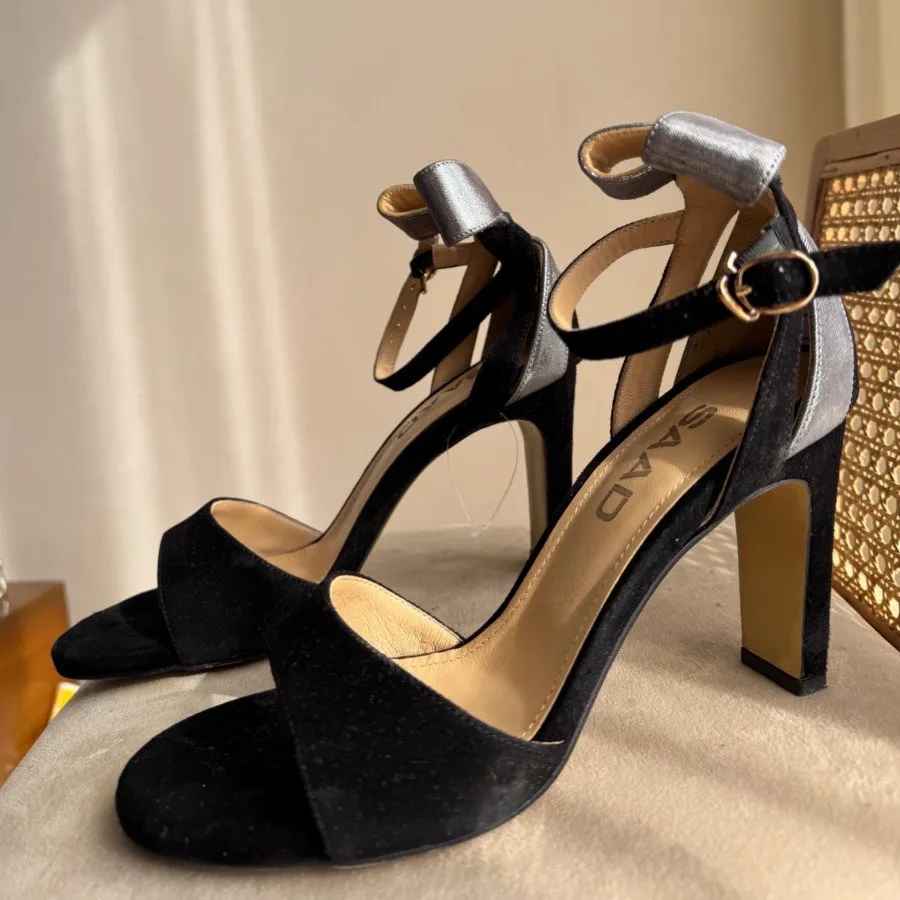 کفش پاشنه بلند مشکی جیر