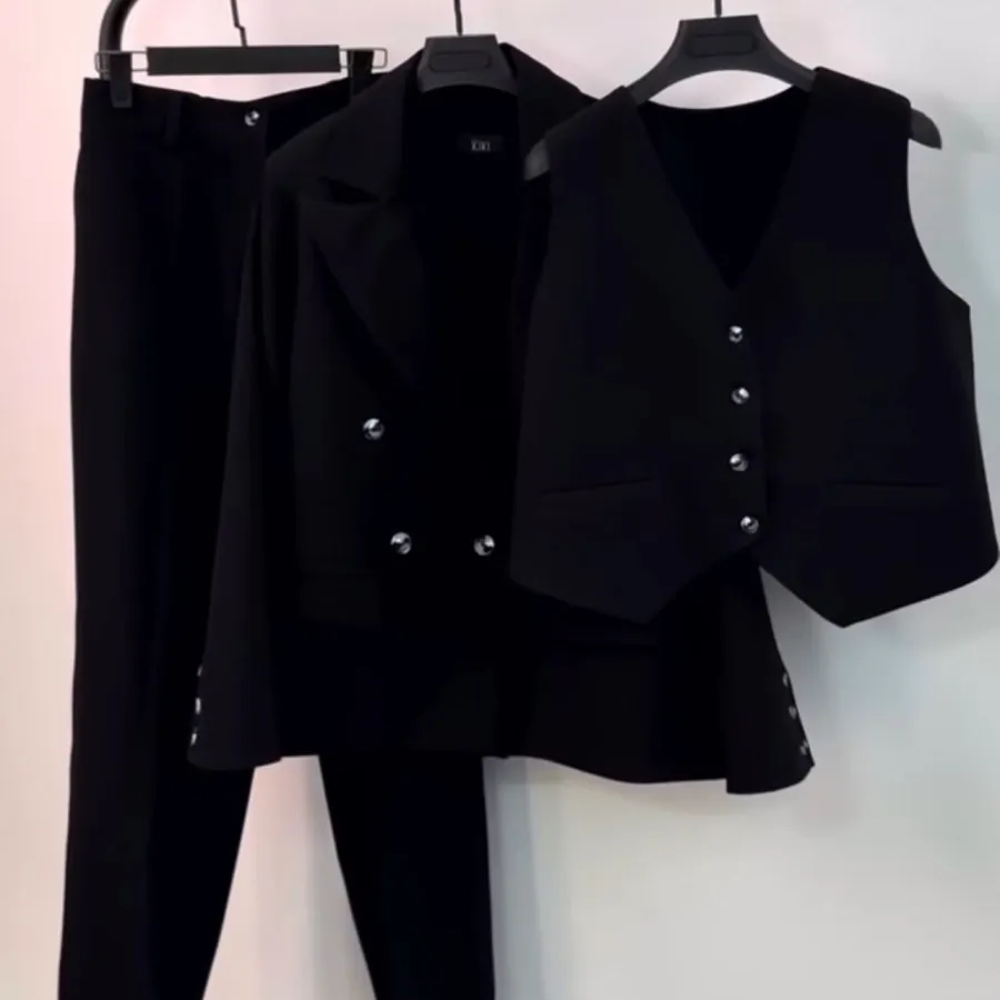 ست کت شلوار جلیغه