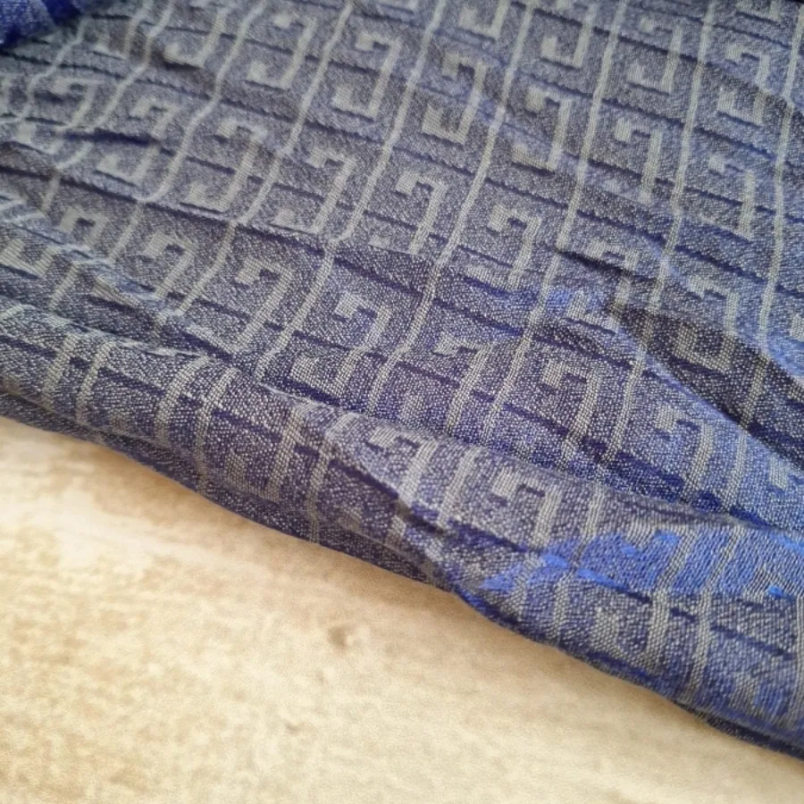 مینی اسکارف طرحدار