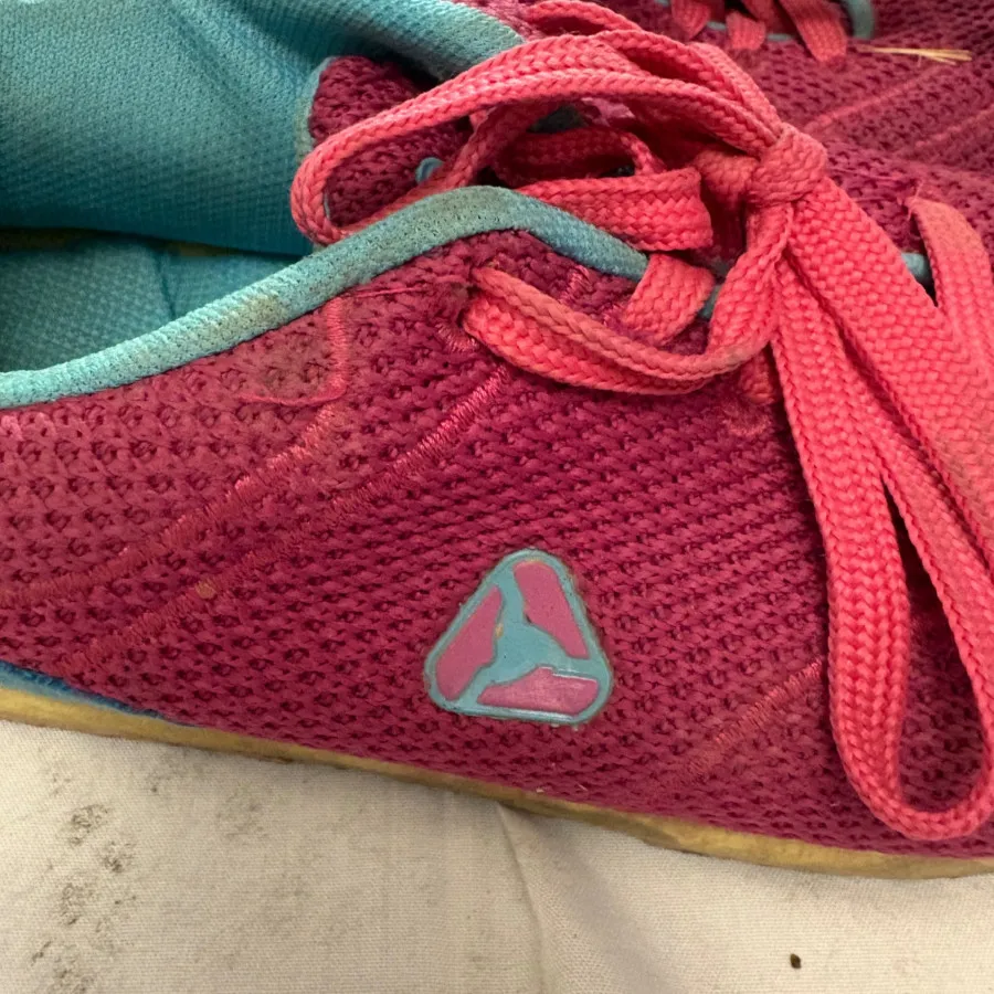 کتونی برند ترکیه ای