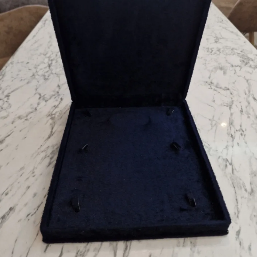 جعبه جواهر مخمل